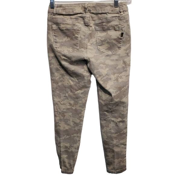 1822 Denim Gray Camo Jeans tapered Legs Size 28 - Picture 3 of 9